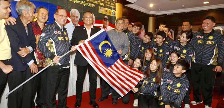 <b>2金5银1铜！马来西亚选手身着CNI战袍世界武术锦标赛再创佳绩</b>